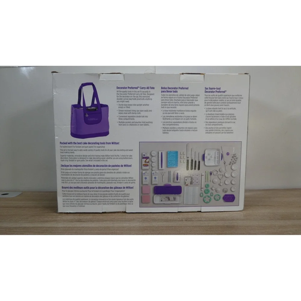 Wilton Ultimate Decorating Set Tool Kit 216 Pieces - Picture 4 of 5